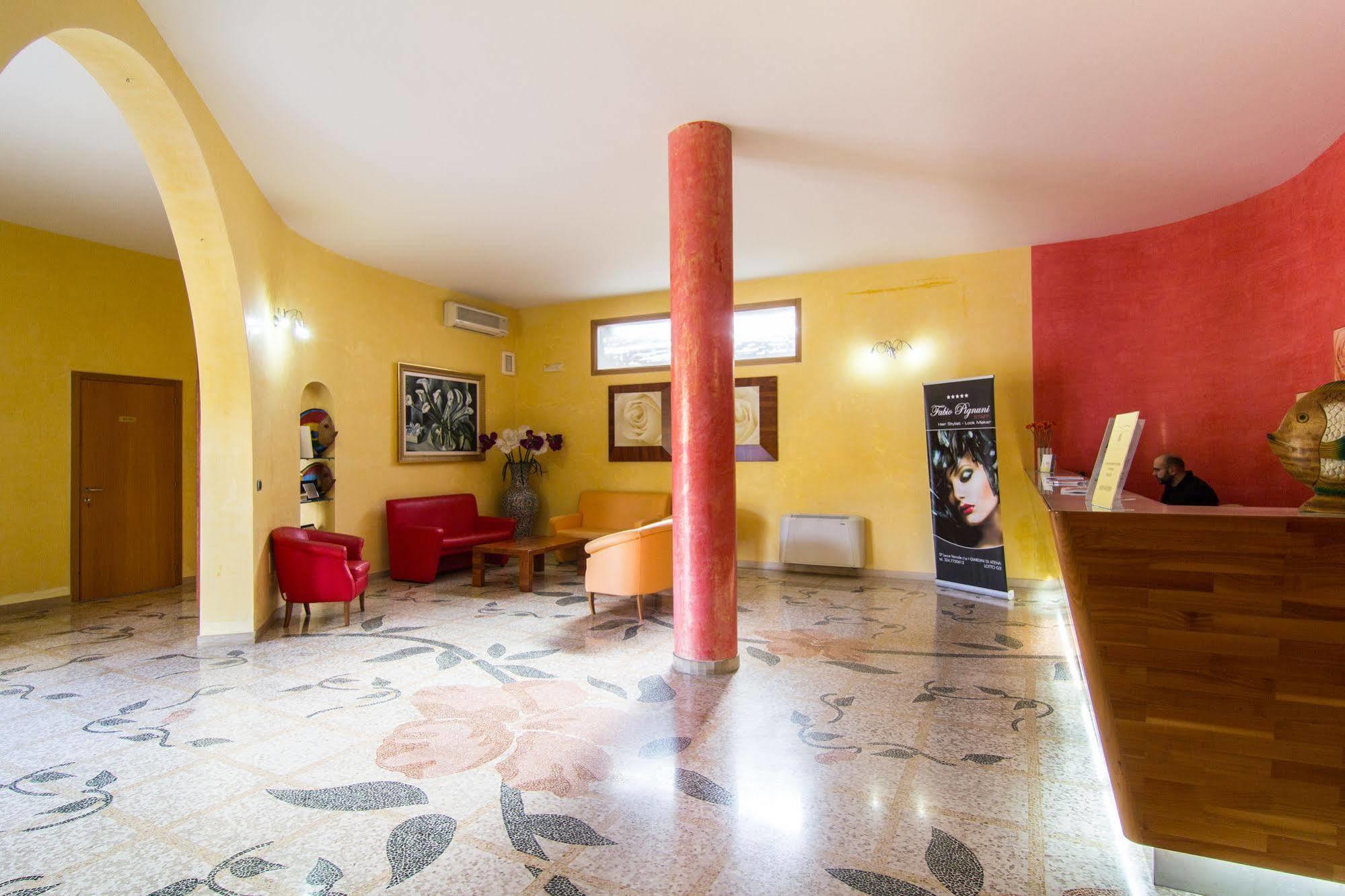 I Giardini Di Atena Aparthotel Merine Exterior photo